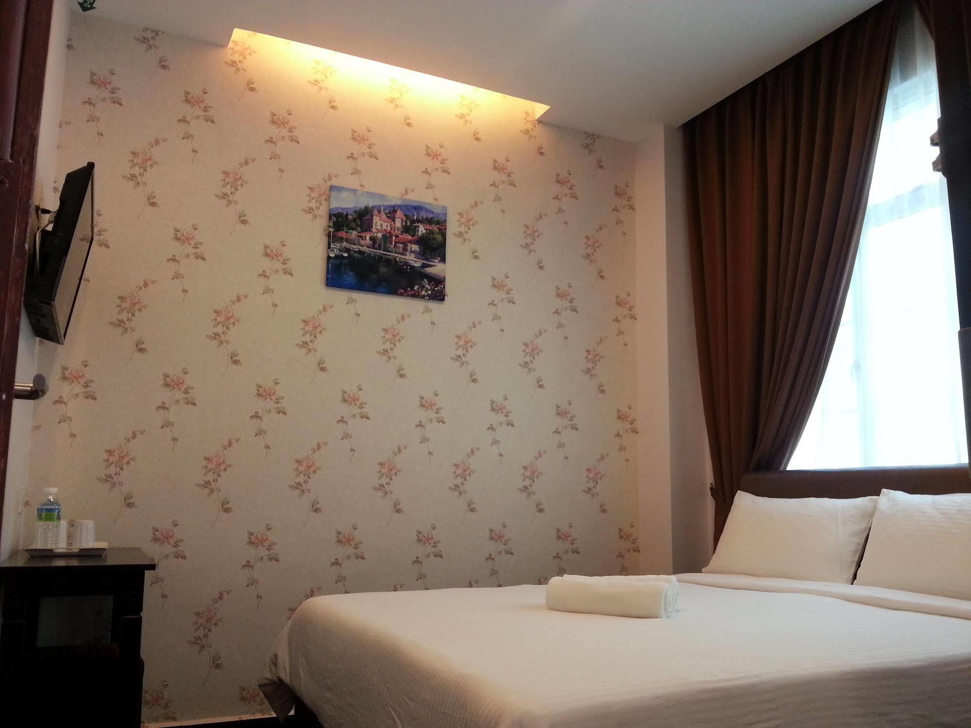 Palazzo Hotel Kulai Exteriér fotografie