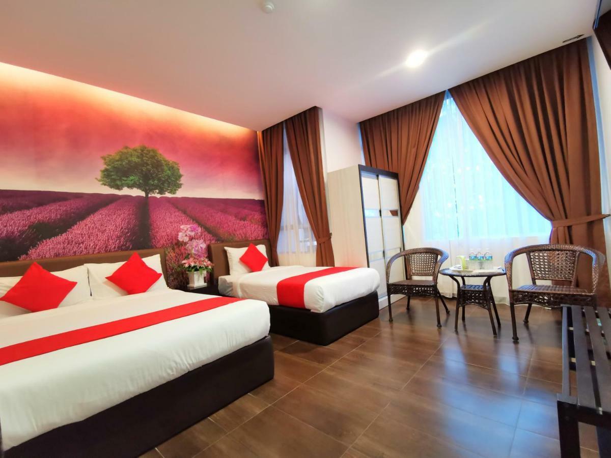 Palazzo Hotel Kulai Exteriér fotografie